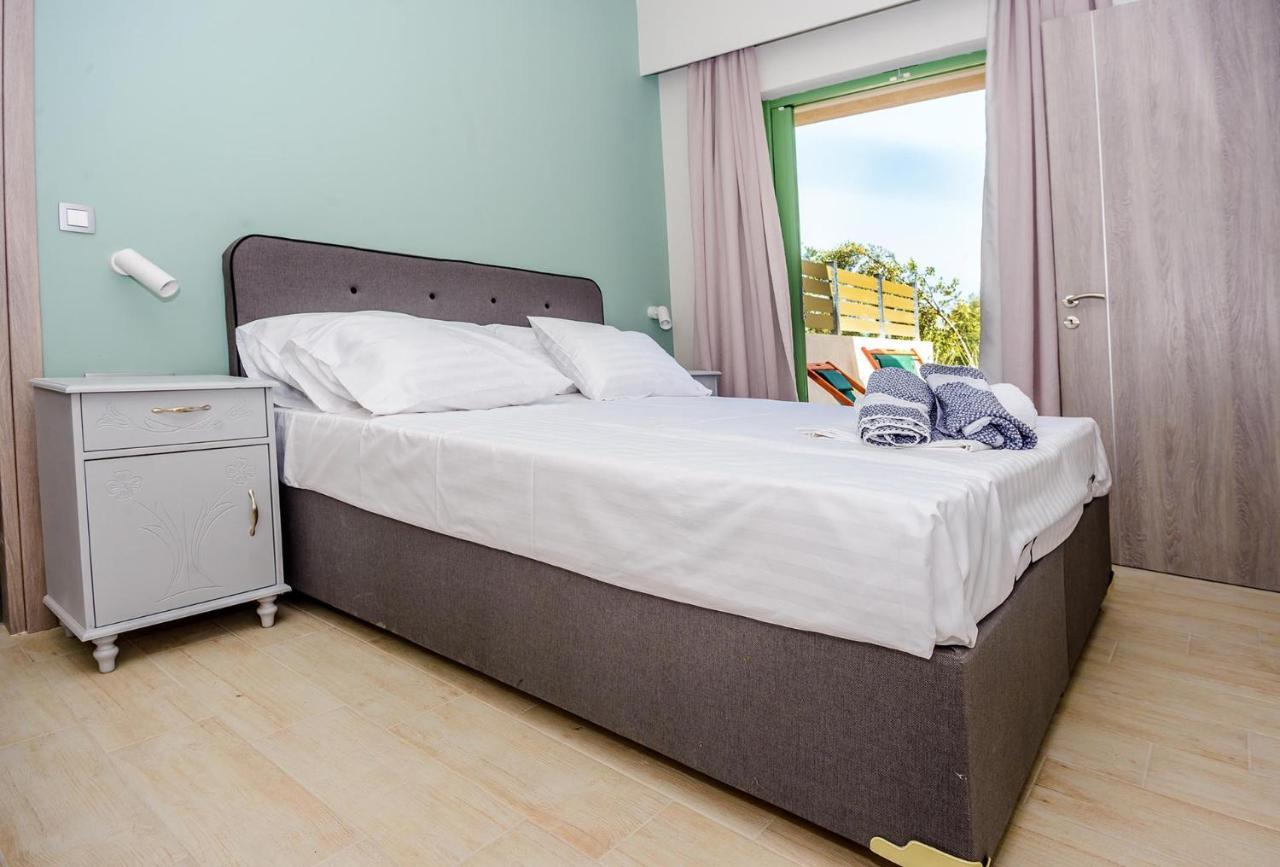 Tzogias Apartments Pan Lászi Kültér fotó