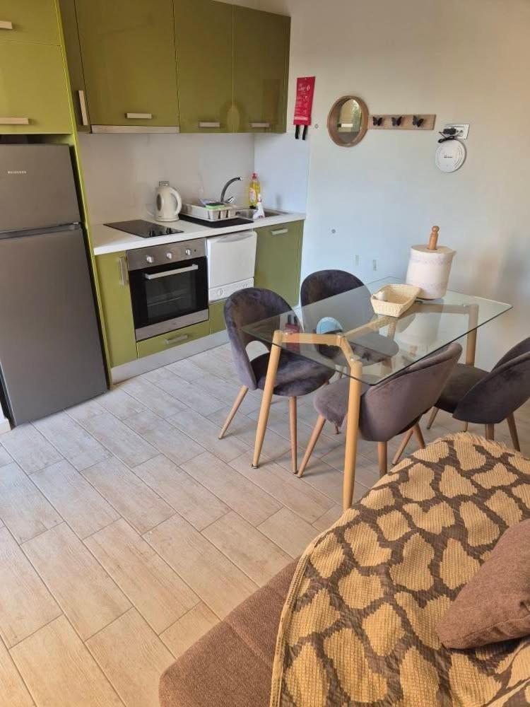 Tzogias Apartments Pan Lászi Kültér fotó